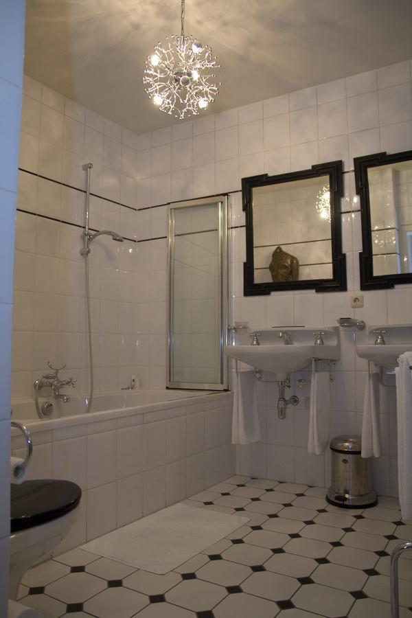 Boutique Hotel Huize Rustoord Esbeek エクステリア 写真